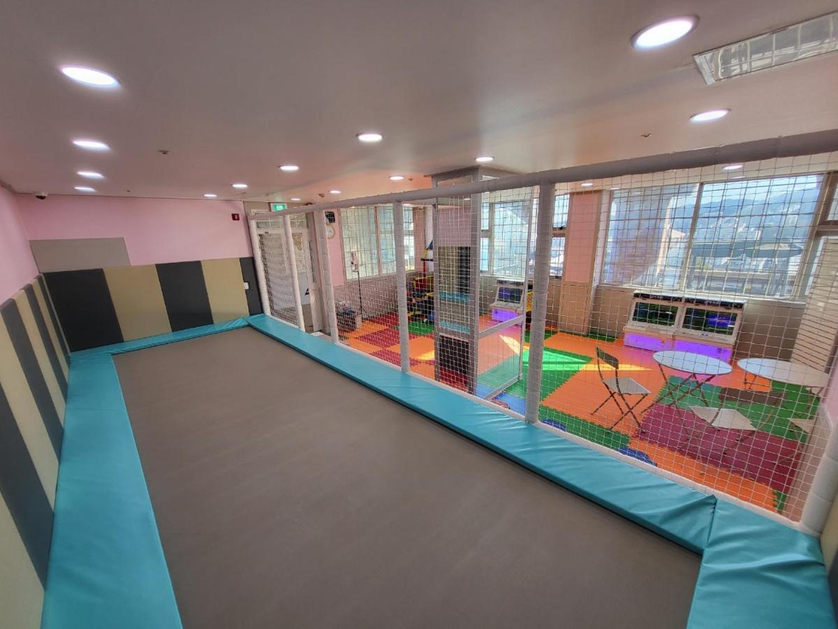Home Fourest Resort Geoje Bagian luar foto