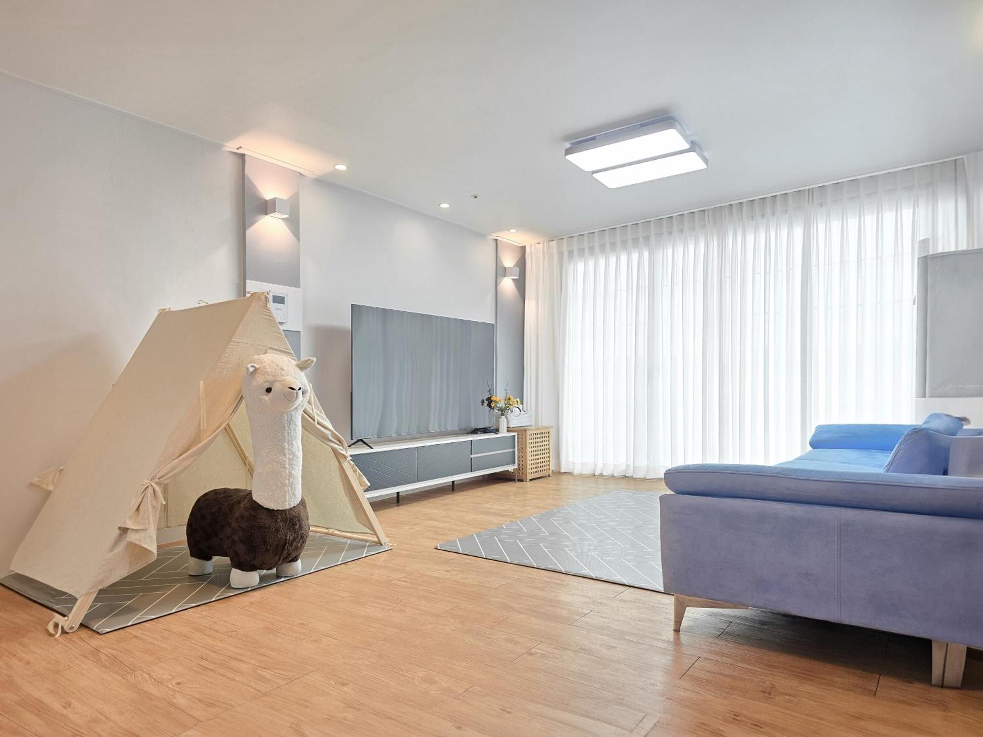 Home Fourest Resort Geoje Bagian luar foto